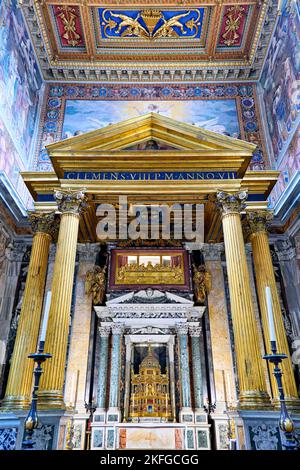 Rome Lazio Italie. La cathédrale de l'archibasilique du très Saint Sauveur et des saints Jean-Baptiste et Jean l'évangéliste du Latran est un Cathol Banque D'Images