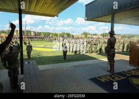 1st Cavalry Division a accueilli de nouveaux troopers après qu'ils ont terminé leur intégration de troupe Pegasus en traitement à fort Hood, Texas, 15 septembre 2022. Les troopistes passent moins de deux semaines à apprendre l'histoire de la division et à obtenir le temps de s'établir. Banque D'Images