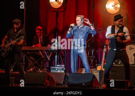 Peter Kraus (né le 18th mars 1939 sous le nom de Peter Siegfried Krausnecker à Munich), chanteur et acteur germano-autrichien. Concert dans le cadre de son grand anniversaire Tour 2019 (allemand: Die große Jubiläumstour live 2019), à Rittal-Arena à Wetzlar, Allemagne. 21th novembre 2019. Crédit: LademannMedia Banque D'Images