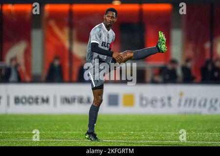 EINDHOVEN, PAYS-BAS - NOVEMBRE 18 : Glynor Plet de Telstar pendant le match néerlandais Keuken Kampioen Divie entre le FC Eindhoven et sc Telstar au stade Jan Louwers sur 18 novembre 2022 à Eindhoven, pays-Bas (photo de Joris Verwijst/Orange Pictures) Banque D'Images