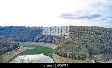 Pantano de Sau dans les régions de Vilanova de Sau, Osona et de la Selva, Río Ter, Barcelone, Catalunya, Espagne, Europe Banque D'Images