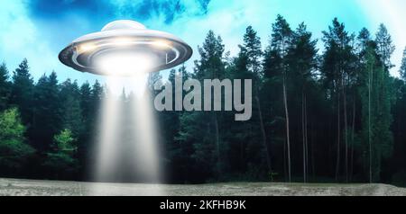 Objet volant non identifié OVNI utilisant le faisceau téléportant au milieu de la forêt Banque D'Images