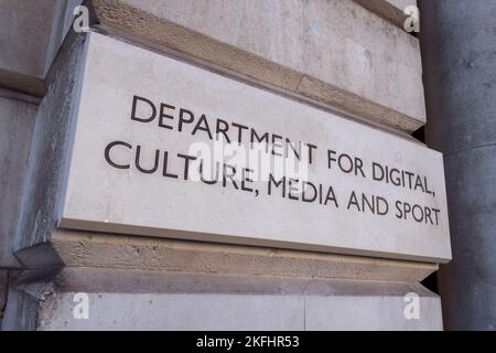 Le Département du numérique, de la culture, des médias et du sport (DCMS) sur Whitehall, Londres, Royaume-Uni. Banque D'Images