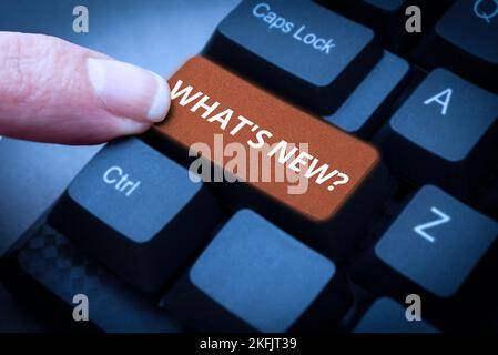 Affiche textuelle indiquant les nouveautés. Mot pour demander à propos des dernières mises à jour tendances nouvelles Banque D'Images