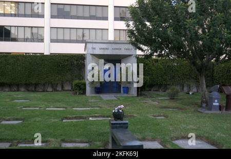 Los Angeles, Californie, États-Unis 16th novembre 2022 tombe d'Armand Hammer dans le mausolée de la famille d'Armand Hammer au parc commémoratif du village de Westwood de Pierce Brothers sur 16 novembre 2022 à Los Angeles, Californie, États-Unis. Photo par Barry King/Alay stock photo Banque D'Images