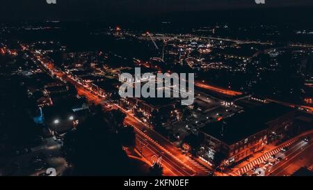 Une photo aérienne des lumières de Hershey, Pennsylvanie, la nuit Banque D'Images