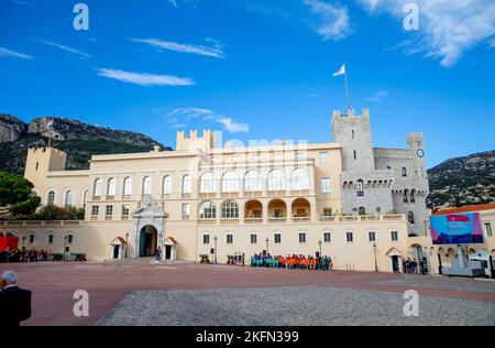 Monaco ville, Monaco. 19th novembre 2022. Le Palais princier de Monaco-ville, sur 19 novembre 2022, pendant les célébrations de la journée nationale de Monaco crédit: Albert Nieboer/pays-Bas OUT/point de vue OUT/dpa/Alamy Live News Banque D'Images