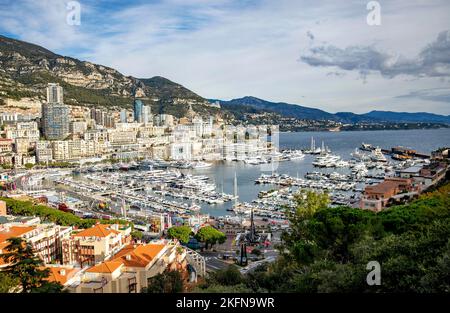 Monaco ville, Monaco. 19th novembre 2022. Monaco, on 19 novembre 2022, pendant les célébrations de la journée nationale de Monaco crédit : Albert Nieboer/Netherlands OUT/point de vue OUT/dpa/Alamy Live News Banque D'Images