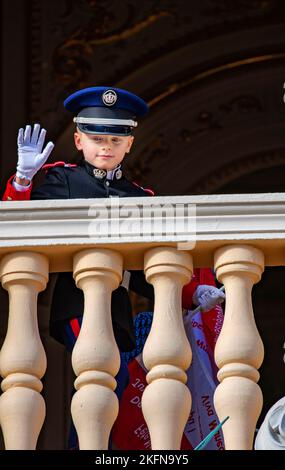 Monaco ville, Monaco. 19th novembre 2022. Prince Jacques de Monaco sur le balcon du Palais princier à Monaco-ville, sur 19 novembre 2022, pendant les célébrations de la journée nationale de Monaco crédit: Albert Nieboer/pays-Bas OUT/point de vue OUT/dpa/Alay Live News Banque D'Images