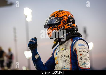 Ile de Yas, Abu Dhabi - 19//11/2022, VERSCHOOR Richard (nld), Trident, Dallara F2, portrait lors de la ronde 14th du Championnat de Formule 2 de la FIA 2022, de 18 novembre à 20, 2022 sur le circuit pas Marina, à l'île de Yas, Abu Dhabi - photo Sebastian Rozendaal / Dutch photo Agency / DPPI Banque D'Images