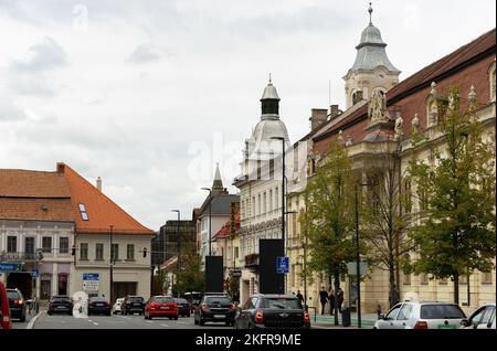 Cluj-Napoca, Roumanie - 17 septembre 2022: Maison Hintz, Hôtel Central Melody et Palais Banffy, bâtiments avec une belle architecture sur la place de l'Union Banque D'Images