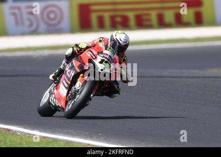 Victoria, Australie. 20th novembre 2022. Course d'Alvaro Bautista (ESP) pour Aruba.it course-Riding le Ducati Panigale V4R pendant la saison d'échauffement pour le Grand Ridge Round australien 2022 du Championnat du monde de Superbike MOTUL FIM 2022 à Phillip Island, Australie sur 20 novembre 2022 - image Credit: brett keating/Alay Live News Banque D'Images