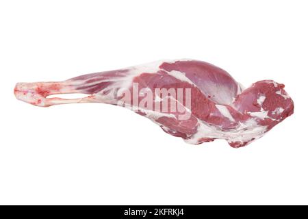 Agneau frais cru isolé sur fond blanc. Viande d'agneau fraîche isolée. Banque D'Images