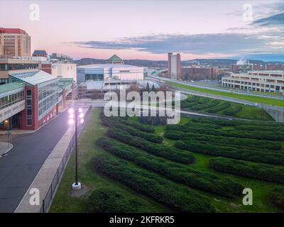 Vue aérienne du paysage du centre-ville d'Albany (région de la capitale de l'État de New York). Banque D'Images