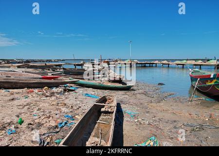 Port fluvial à Ziguinchor, Sénégal du Sud, Afrique de l'Ouest Banque D'Images