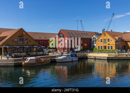 Front de mer dans le port de Kristiansand, Norvège, Europe Banque D'Images