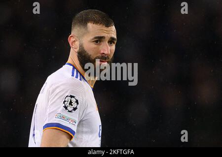 L'attaquant du Real Madrid a été contraint de se retirer de la coupe du monde après avoir subi une blessure au quadriceps dans son dossier de cuisse gauche - Karim Benzema lors de la manche de la Ligue des champions de l'UEFA du 16 e match entre Paris Saint-Germain et le Real Madrid au Parc des Princes sur 15 février, 2022 à Paris, France. Photo Laurent Zabulon/ABACAPRESS.COM Banque D'Images