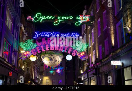 Illuminations de Noël Carnaby Street West End Londres Banque D'Images