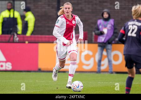 DUIVENDRECHT, PAYS-BAS - NOVEMBRE 20 : Lisa Doorn d'Ajax pendant le match néerlandais Azerion Womens Eredivisiie entre Ajax et PSV Eindhoven à de Toekomst sur 20 novembre 2022 à Duivendrecht, pays-Bas (photo de Patrick Goosen/Orange Pictures) Banque D'Images