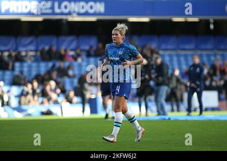 Londres, Royaume-Uni. 20th novembre 2022. Londres, 20 novembre 2022: Millie Bright (4 Chelsea) s'échauffe pendant le match de la Super League Barclays FA Womens entre Chelsea et Tottenham Hotspur au pont Stamford, Londres, Angleterre. (Pedro Soares/SPP) crédit: SPP Sport presse photo. /Alamy Live News Banque D'Images