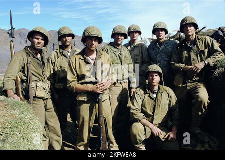 MARK RUFFALO, ADAM BEACH, MARTIN HENDERSON, NICOLAS CAGE, NOAH EMMERICH, BRIAN VAN HOLT, WINDTALKERS, 2002 Banque D'Images