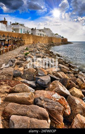 Pierres sur la plage de l'ancienne Médina, Hammamet, Tunisie, Méditerranée, Afrique, HDR Banque D'Images