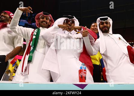 Al Khor, Qatar. 20th novembre 2022. Les fans du Qatar lors du match de la coupe du monde de la FIFA 2022 au stade Al Bayt, Al Khor. Le crédit photo devrait se lire: David Klein/Sportimage crédit: Sportimage/Alay Live News Banque D'Images