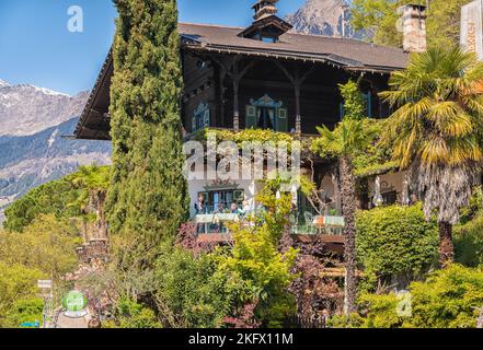 Merano (Meran) dans le Tyrol du Sud : Restaurant Saxifraga sur la promenade Tappeiner, Trentin-Haut-Adige - Italie du Nord - 11 avril 2020 Banque D'Images