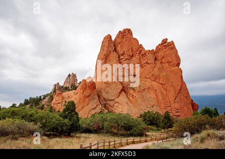 Roches rouges du jardin des dieux à Colorado Springs, Colorado. Banque D'Images