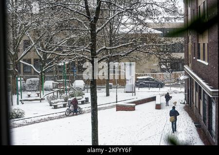 Schnee dépose à Hanovre .Linden. Banque D'Images