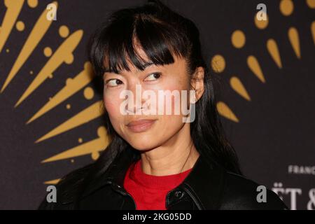 Mimi Xu assiste au patinage à Somerset House avec Moët & Chandon Banque D'Images