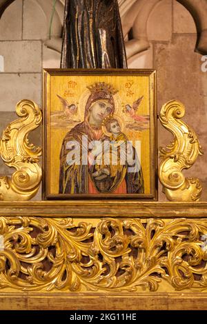 Leon, Espagne - 25 juin 2019: Peinture vierge Perpetuo socorro. Cathédrale de Leon, Espagne Banque D'Images