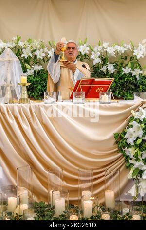 Célébration de Pâques à l'église notre-Dame-maronite, Houmal, Liban Banque D'Images