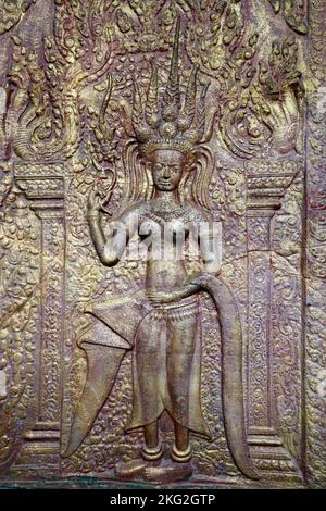 Temple bouddhiste Wat Phnom Daun Penh. APSARA. Phnom Penh. Cambodge. Banque D'Images