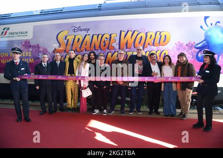 Rome, Italie. 21st novembre 2022. Rome : Gare Termini . Film photocall ' étrange monde . Un monde mystérieux ' . Photo : crédit de groupe : Agence photo indépendante/Alamy Live News Banque D'Images