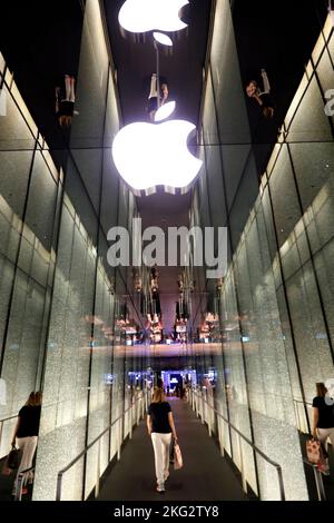 Magasin Apple à Yas Mall à Abu Dhabi, Abu Dhabi. Émirats arabes Unis. Banque D'Images