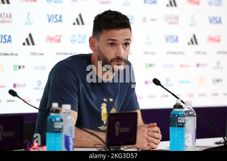 Le gardien de but français Hugo Lloris parle lors de la Conférence de presse française au Centre principal des médias lors de la coupe du monde de la FIFA 2022 sur 21 novembre 2022 à Doha, Qatar - photo : Jean Catuffe/DPPI/LiveMedia Banque D'Images