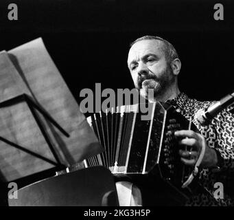 Philippe gras / le Pictorium - Astor Piazzolla - 18/12/2020 - France / Ile-de-France (région) / Paris - concert Astor Piazzolla, Paris, 1975 Banque D'Images