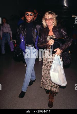 Maurice Gibb et sa femme Yvonne Gibb Circa des années 1990. Crédit: Ralph Dominguez/MediaPunch Banque D'Images