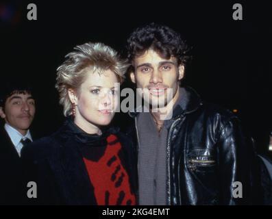 Melanie Griffith et Steven Bauer décembre 1984 crédit : Ralph Dominguez/MediaPunch Banque D'Images