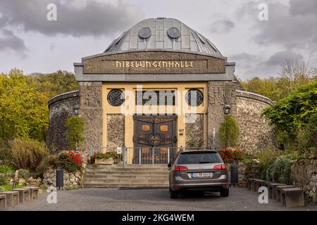 Ancien bâtiment sur la montagne Drachenfels à Königswinter Allemagne Banque D'Images