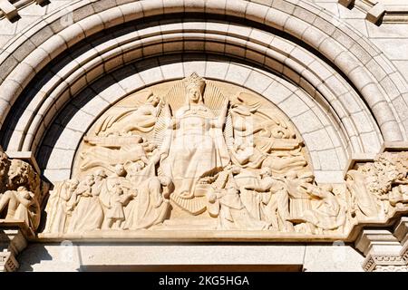 QUÉBEC, CANADA - 5 septembre 2022 : la basilique Sainte-Anne-de-Beaupr est située le long du fleuve Saint-Laurent à l'est de Québec, Canada, et Banque D'Images