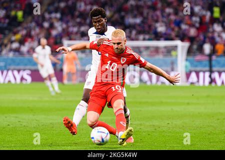 Doha, Qatar. 21st novembre 2022. Stade Ahmed bin Ali Aaron Ramsey du pays de Galles lors d'un match entre les États-Unis et le pays de Galles, valable pour la phase de groupe de la coupe du monde, qui s'est tenue au stade Ahmed bin Ali à Al-Rayyan, au Qatar. (Marcio Machado/SPP) crédit: SPP Sport presse photo. /Alamy Live News Banque D'Images