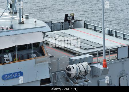 Tokyo, Japon - 07 novembre 2021 : système de lancement vertical (VLS) de la Marine allemande Mk.41 sur le Bayern (F217). Banque D'Images