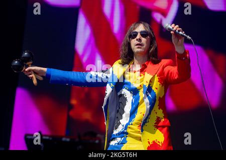 SOUTHSEA, ANGLETERRE : Primal Scream ouvre le festival victorieux sur la scène du château. Avec: Bobby Gillespie où: Portsmouth, Royaume-Uni quand: 26 août 2022 crédit: Neil Lupin/WENN Banque D'Images