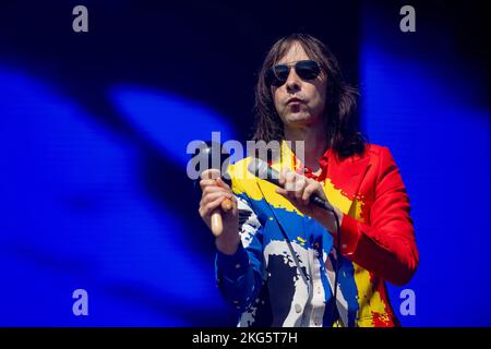 SOUTHSEA, ANGLETERRE : Primal Scream ouvre le festival victorieux sur la scène du château. Avec: Bobby Gillespie où: Portsmouth, Royaume-Uni quand: 26 août 2022 crédit: Neil Lupin/WENN Banque D'Images