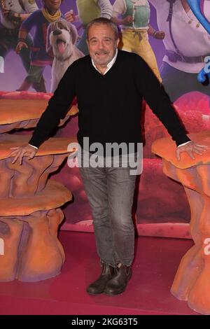 Rome, Italie. 21st novembre 2022. Claudio Amendola assiste au tapis rouge de la première du film 'Strange World un mondo misterioso' au cinéma Space Moderno. (Photo de Mario Cartelli/SOPA Images/Sipa USA) crédit: SIPA USA/Alay Live News Banque D'Images