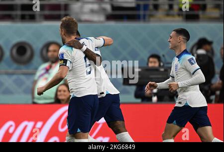 DOHA, Qatar. , . Harry Kane (FW) 9, Jude Bellingham (MF) 22, crédit : SPP Sport Press photo. /Alamy Live News Banque D'Images