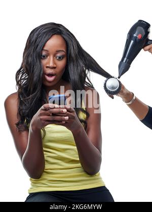 Je vais être fabuleux. Studio photo d'une jeune femme attrayante ayant ses cheveux soufflent-ont-ont-ont-ont-ont-ont-ont-ont-ils. Banque D'Images