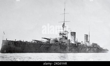 Le combattant de la première Guerre mondiale, le HMS Queen Mary. Commissionné en 1913, il sert dans la Marine royale jusqu'à ce qu'il soit coulé dans la bataille de Jutland en 1916. Banque D'Images